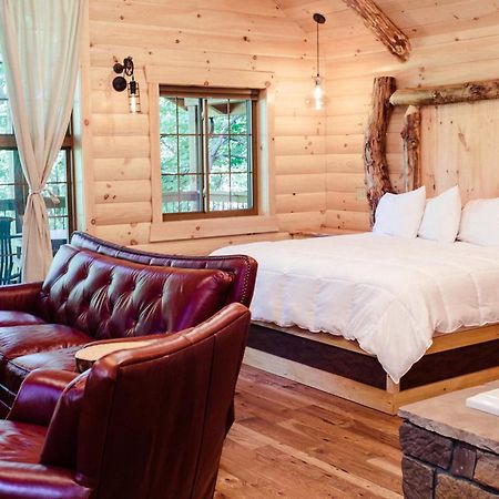 Cricket Hill Treehouse B By Amish Country Lodging Millersburg Kültér fotó