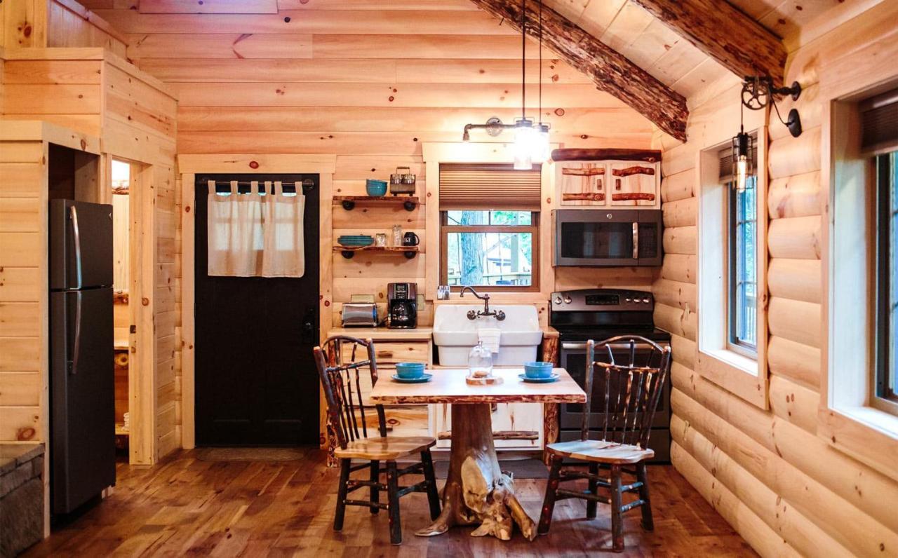 Cricket Hill Treehouse B By Amish Country Lodging Millersburg Kültér fotó